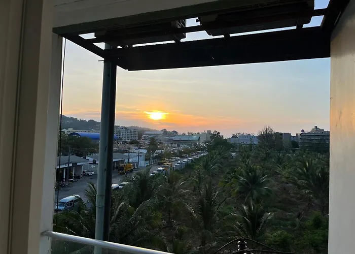 Elite Patong Hotel
