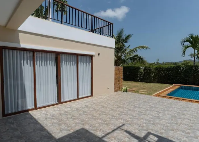 East Villa 4, Бассейн, 3 Спальни By Ibg Property Phuket privato