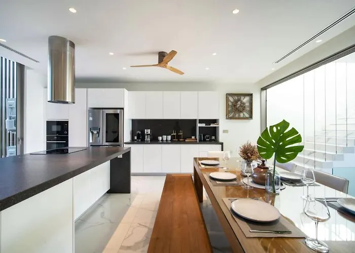 Sae Theatre Phuket Villa3 Kata Beach 