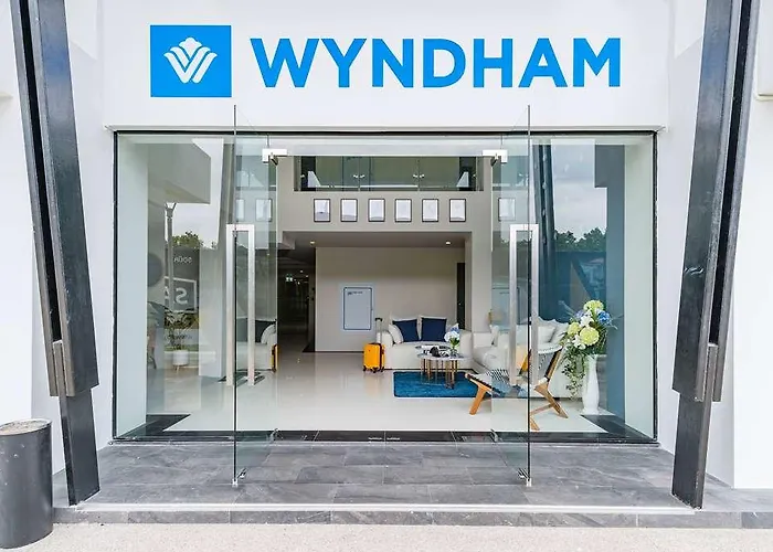 Wyndham Royal Lee Phuket Hotell