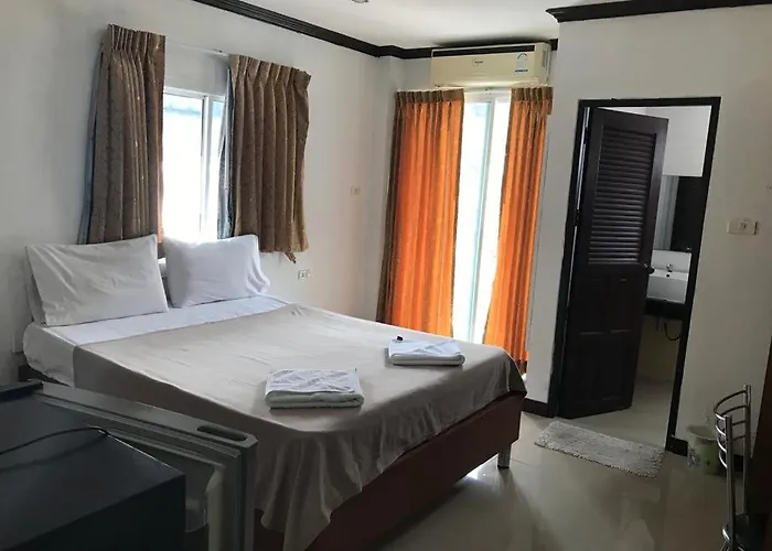 Elba Bella Guest House Patong