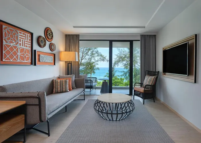 Four Points By Sheraton Phuket Patong Beach Resort