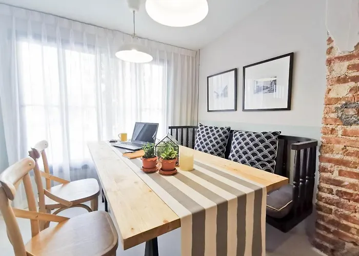 Snoozy Guesthouse Phuket