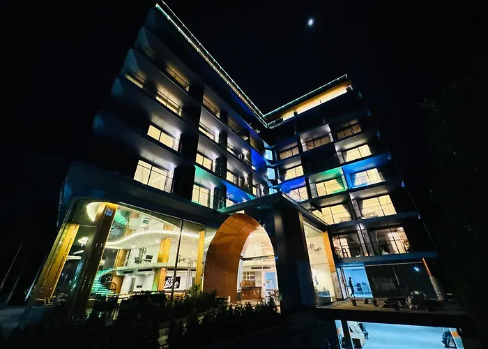 The Blue Mavi Hotel Chalong