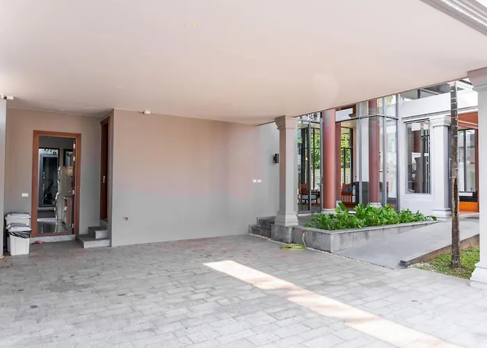 Deva Moon Phuket Hotel