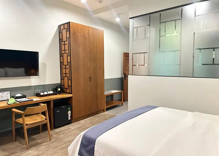 R-Mar Resort And Spa Patong, Phuket - um hotel de 4 estrelas