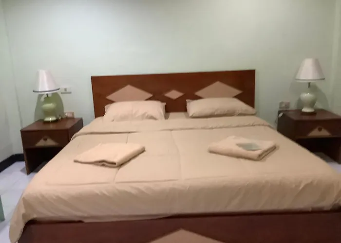 Green Island Guesthouse Karon