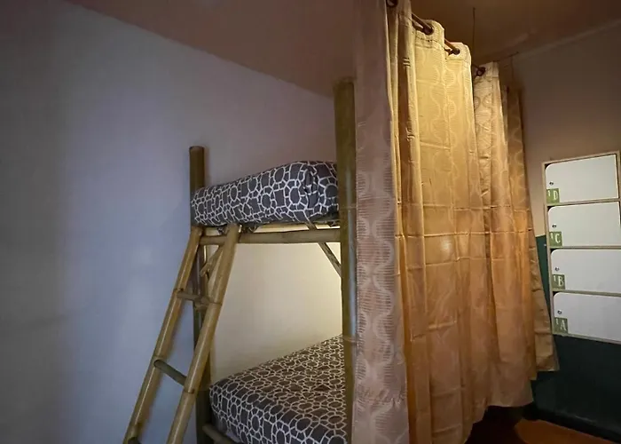 Passion Nai Harn Guesthouse