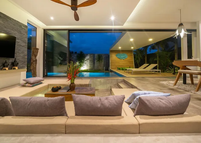 Blue Coral Luxury Villa - Tropical Modern Living Phuket com piscina