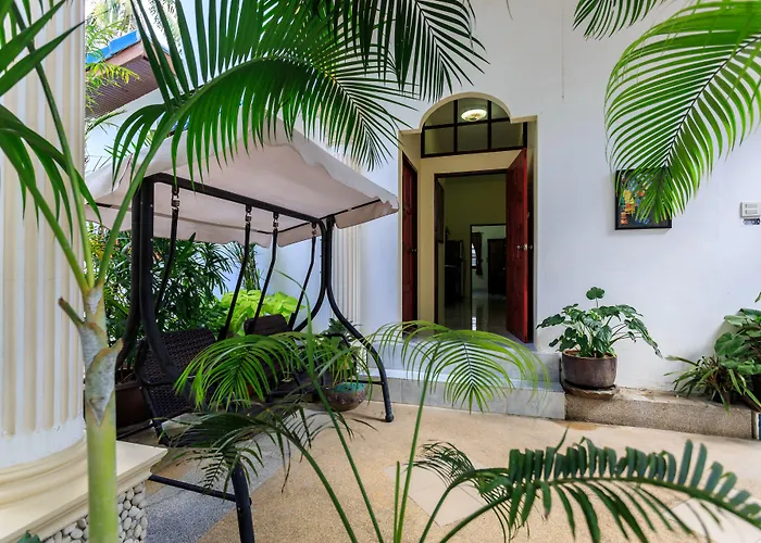 Eriksson Guesthouse Patong