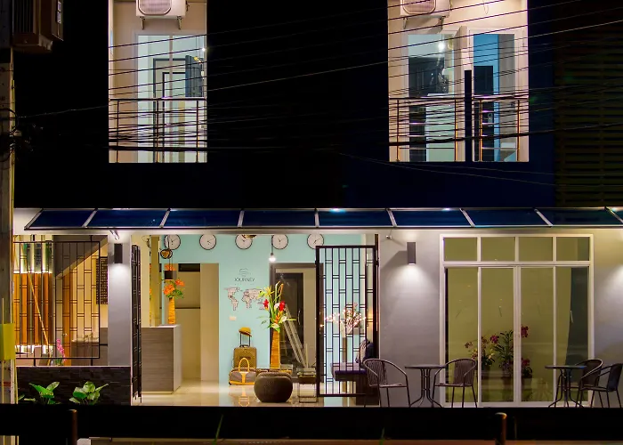 Hotel The Journey Patong