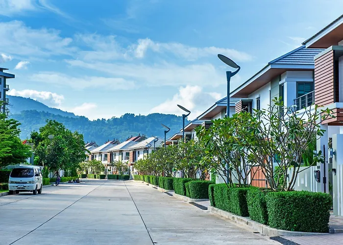 Chalong Miracle Lakeview Phuket