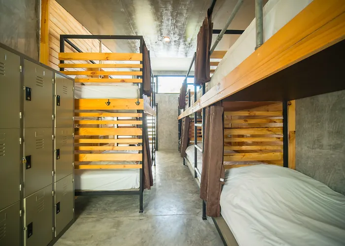 Chillhub Hostel Phuket Strand Bang Tao