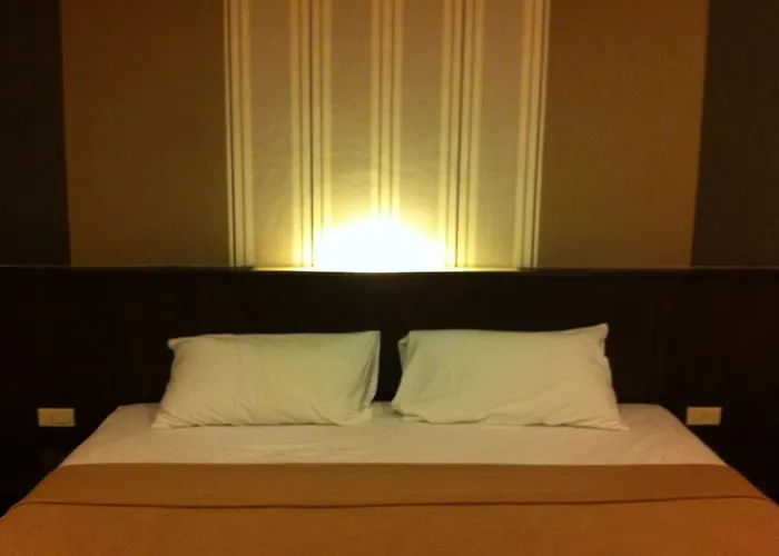 Apartamento Phuthara Mansion Phuket
