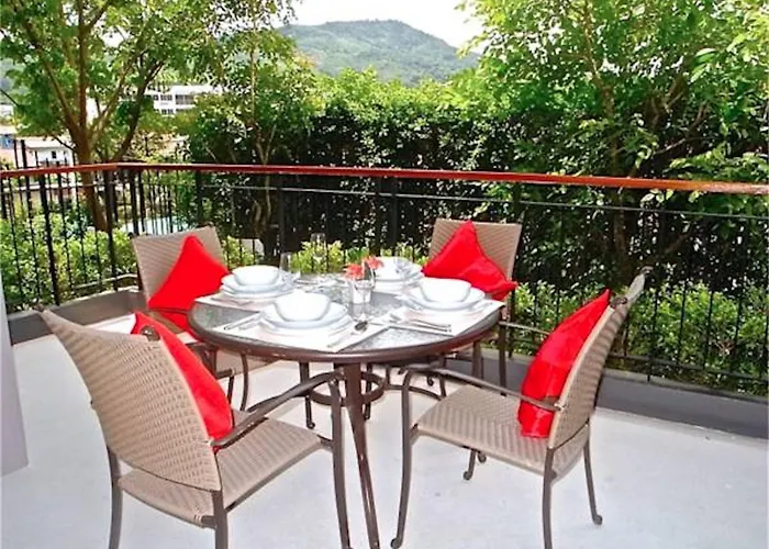 Emerald Patong 1 Bedroom Modern Apartment