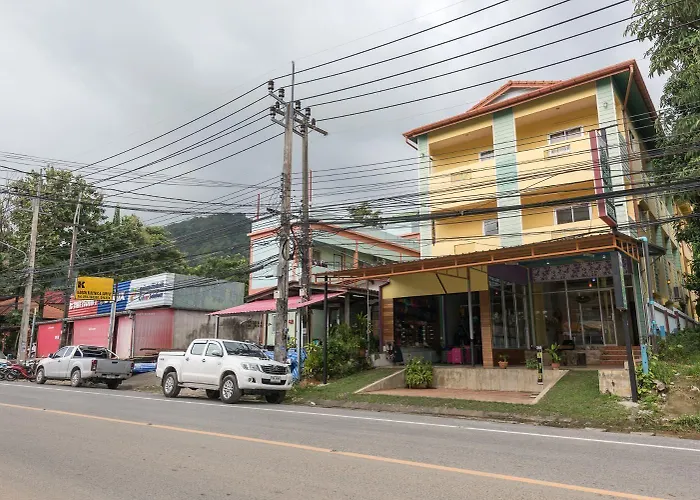 Pachumas Hotel Karon