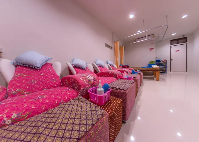Enrico Hostel Patong