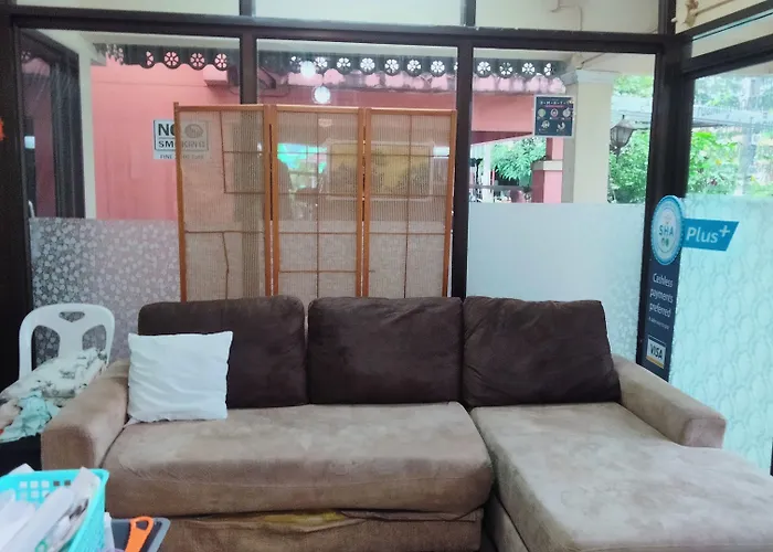 Hasanah Guesthouse Strand Bang Tao