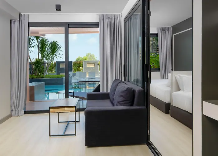 Prime Town - Posh & Port Hotel Phuket que aceita animais de estimação