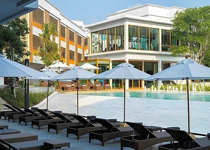 Bella Nara Phuket Naiyang Beach