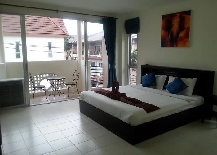 The Green House Kata Beach 