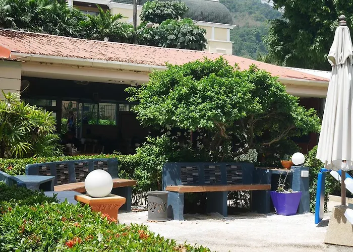 Swiss Palm Beach Resort Patong