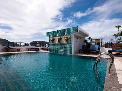 We Hotel At Sansabai Patong