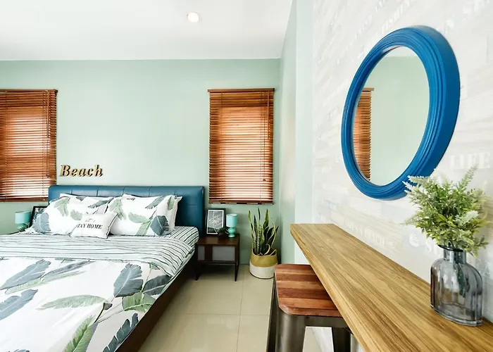 Boetiek Modern House Patong Hill - 7 Beds - Kitchen Villa