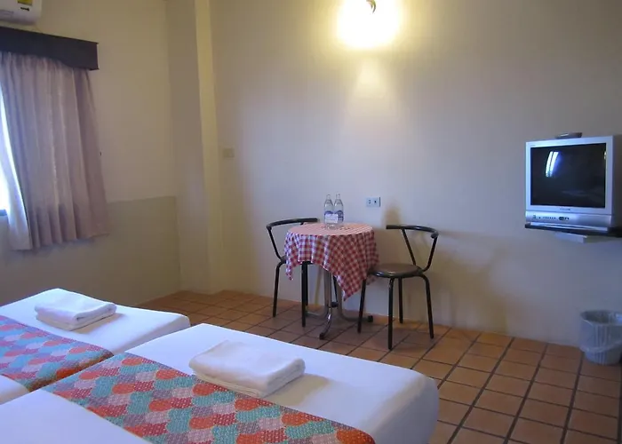 Rome Place Hotel Phuket