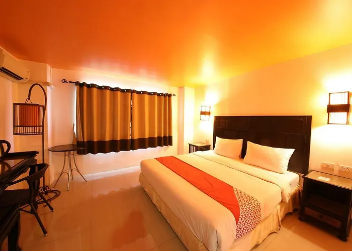 Oyo 126 Patong Station House Hotell