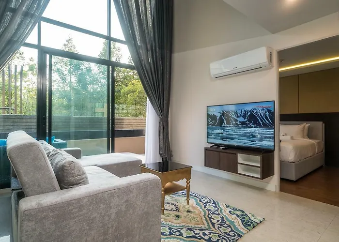 Apartment At Aristo Surin By Lofty che accetta animali