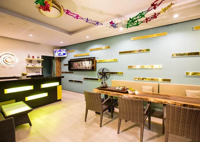 Oscar Boutique Hotel Patong admite animales