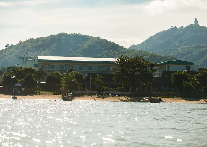 Chalong Beach Hotel Phuket Rawai
